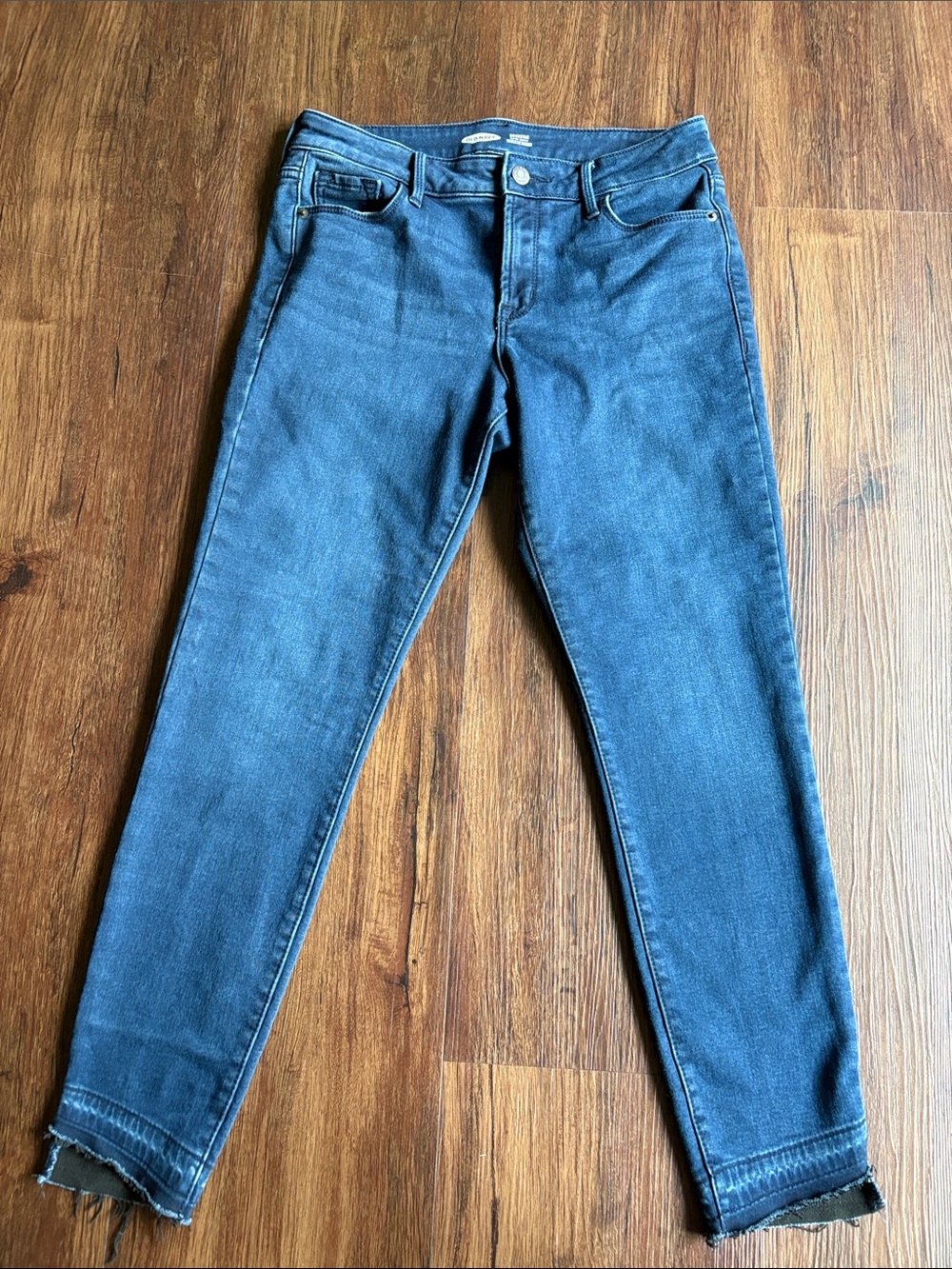 Old Navy Rockstar Super Skinny Built-in Warm Women's Jeans in Medium Blue